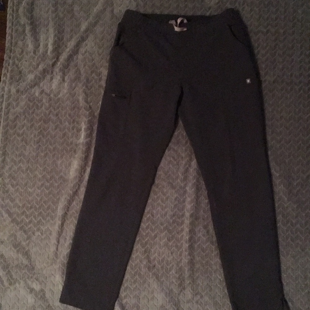 Digs scrub pants
